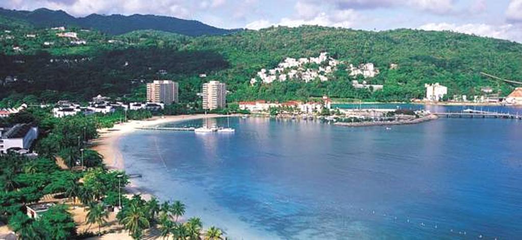 Turtle Beach Towers Apt 22 C - Ocho Rios Exterior foto